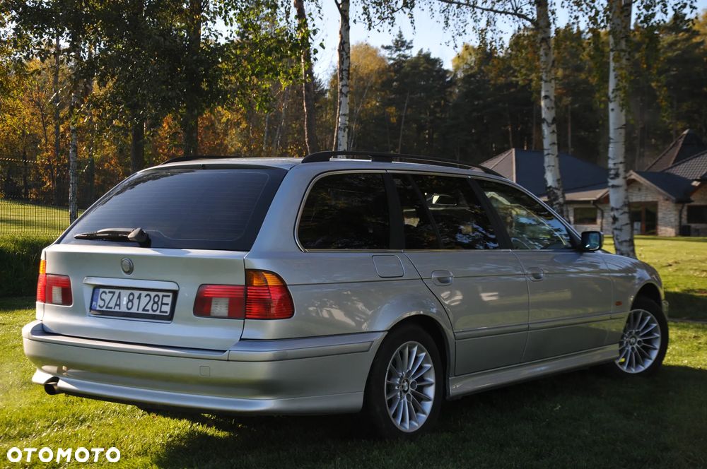 BMW Seria 5 520i - 13