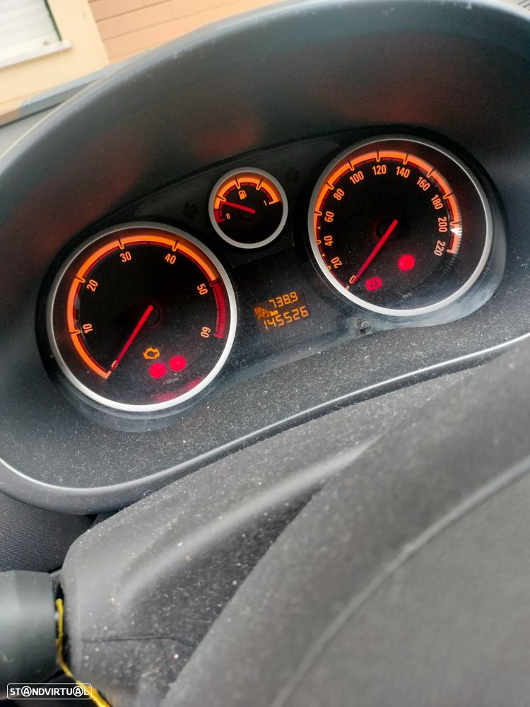 Opel Corsa 1.3 CDTI Enjoy - 2