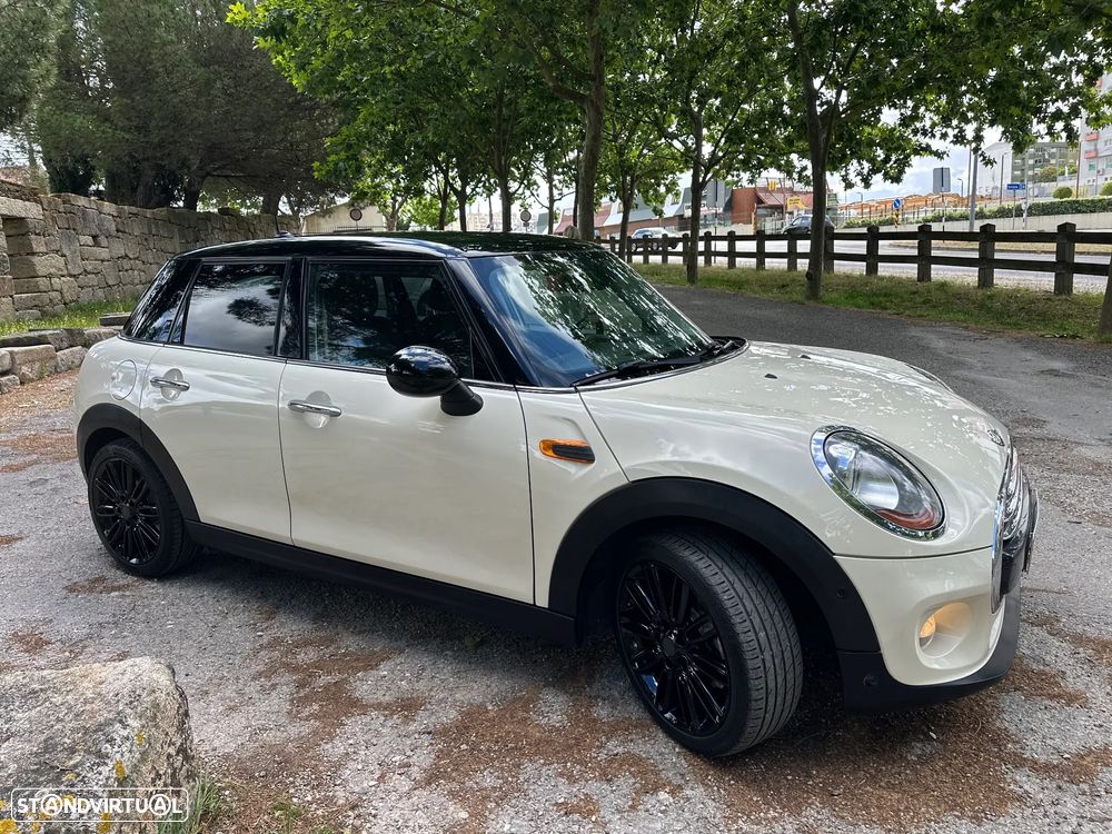 MINI 5 Portas Cooper D - 14
