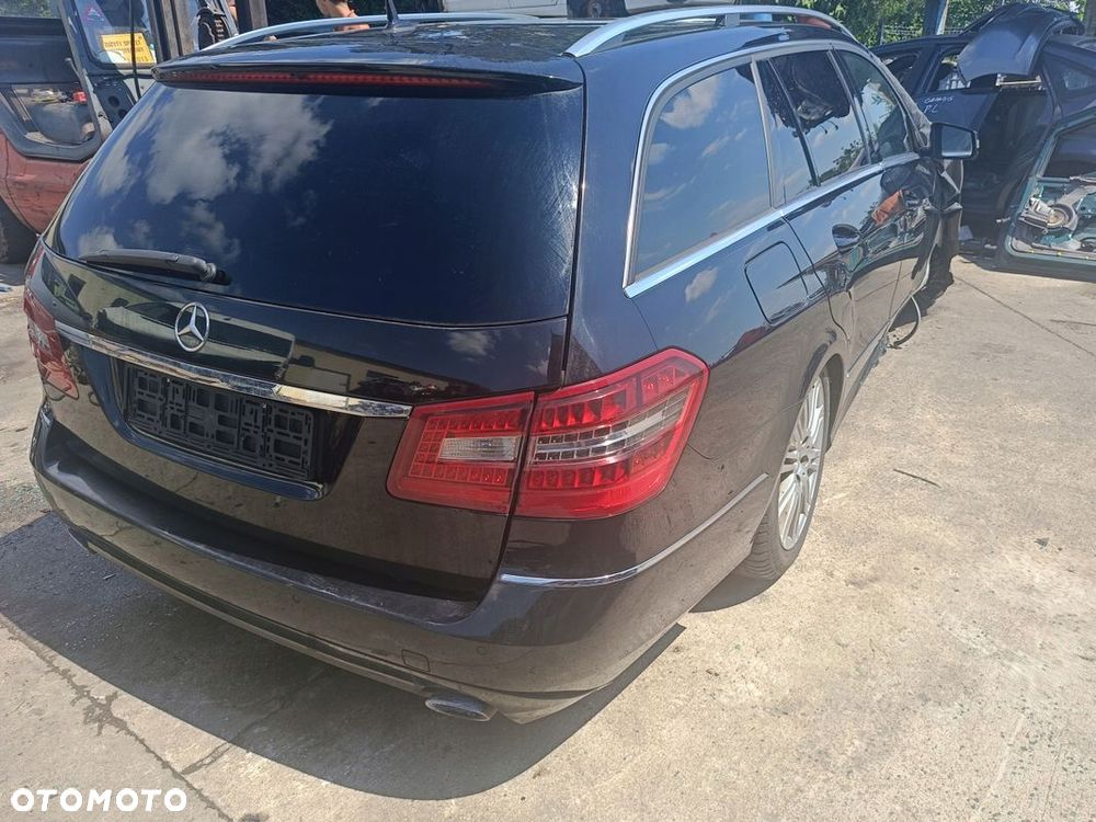 MERCEDES W212 KOMBI SZYBA KAROSERYJNA TYŁ LEWA PRAWA - 4