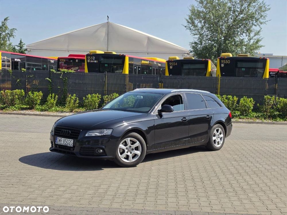 Audi A4 Avant - 2