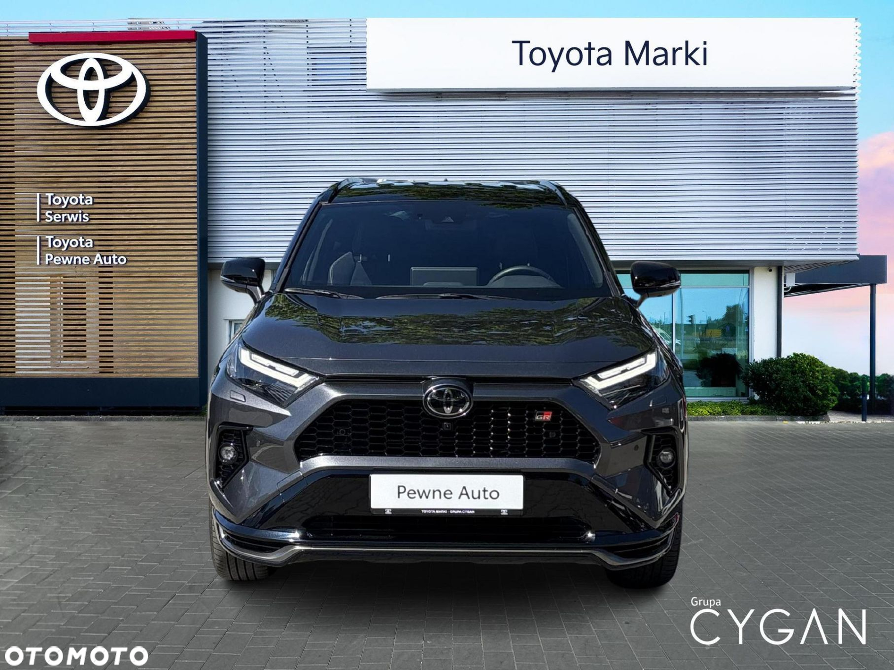 Toyota RAV4 - 8