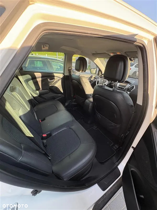 Hyundai ix35 1.7 CRDi Comfort 2WD - 14