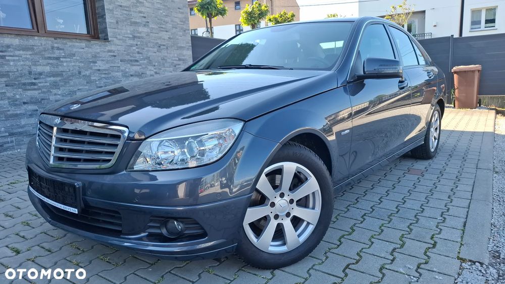 Mercedes-Benz Klasa C 180 BlueEFFICIENCY - 1