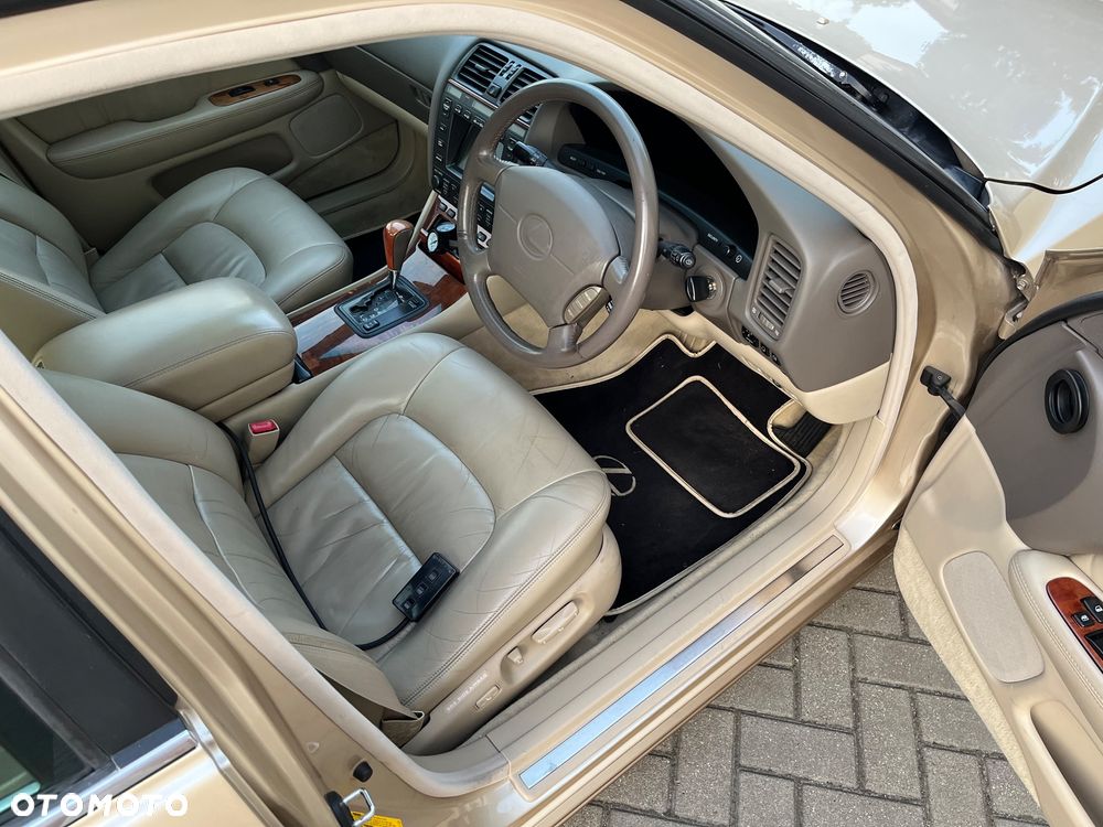 Lexus LS 400 - 10