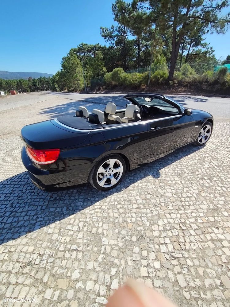 BMW 320 i Cabrio Auto - 28