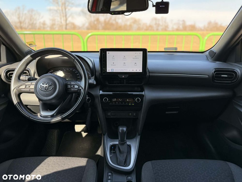 Toyota Yaris Cross Hybrid 1.5 Comfort - 16