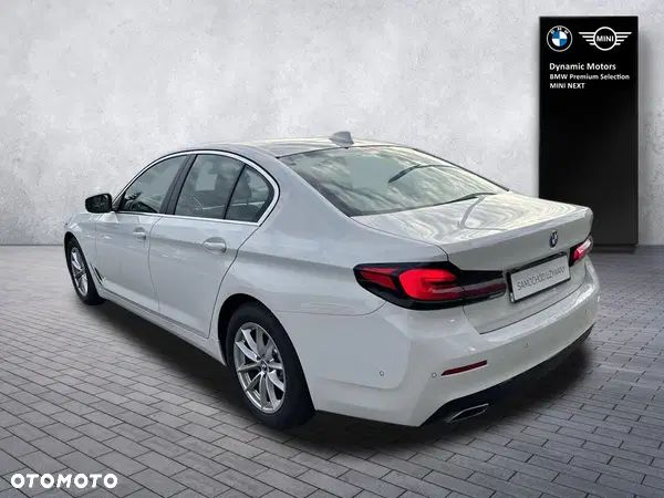 BMW Seria 5 520d MHEV Luxury Line - 2