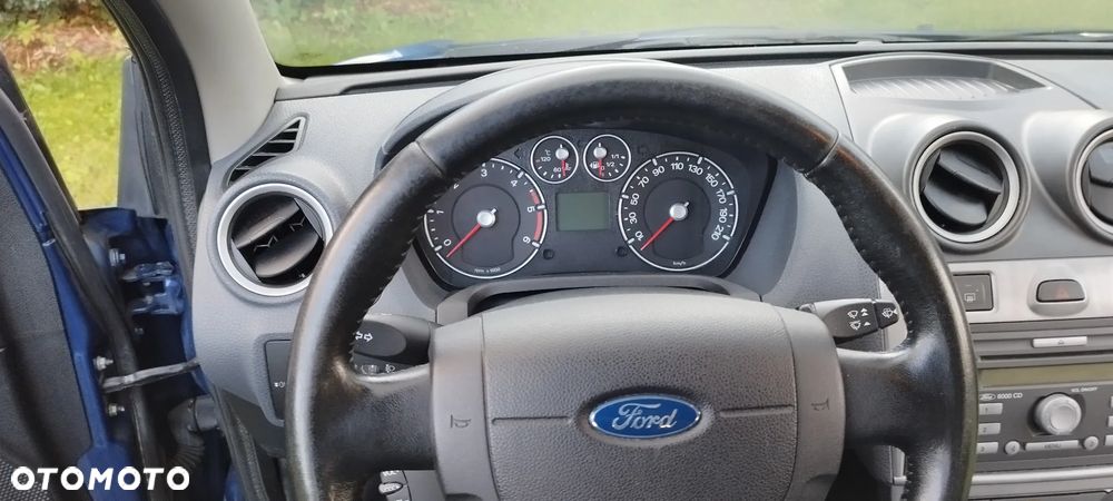 Ford Fiesta 1.4 TDCi Titanium - 10
