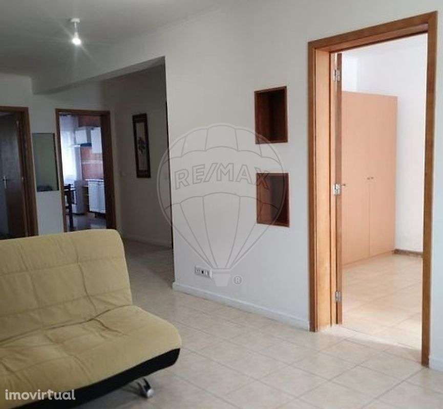 Apartamento T2 para arrendamento - Grande imagem: 2/8