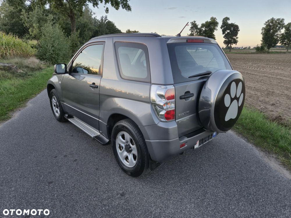 Suzuki Grand Vitara 1.6 Comfort - 18