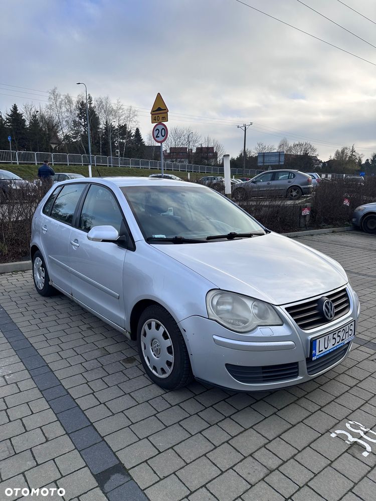 Volkswagen Polo - 1