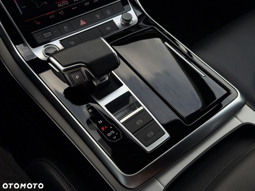 Audi Q7 - 32
