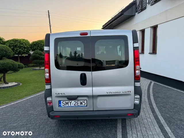 Opel Vivaro - 4