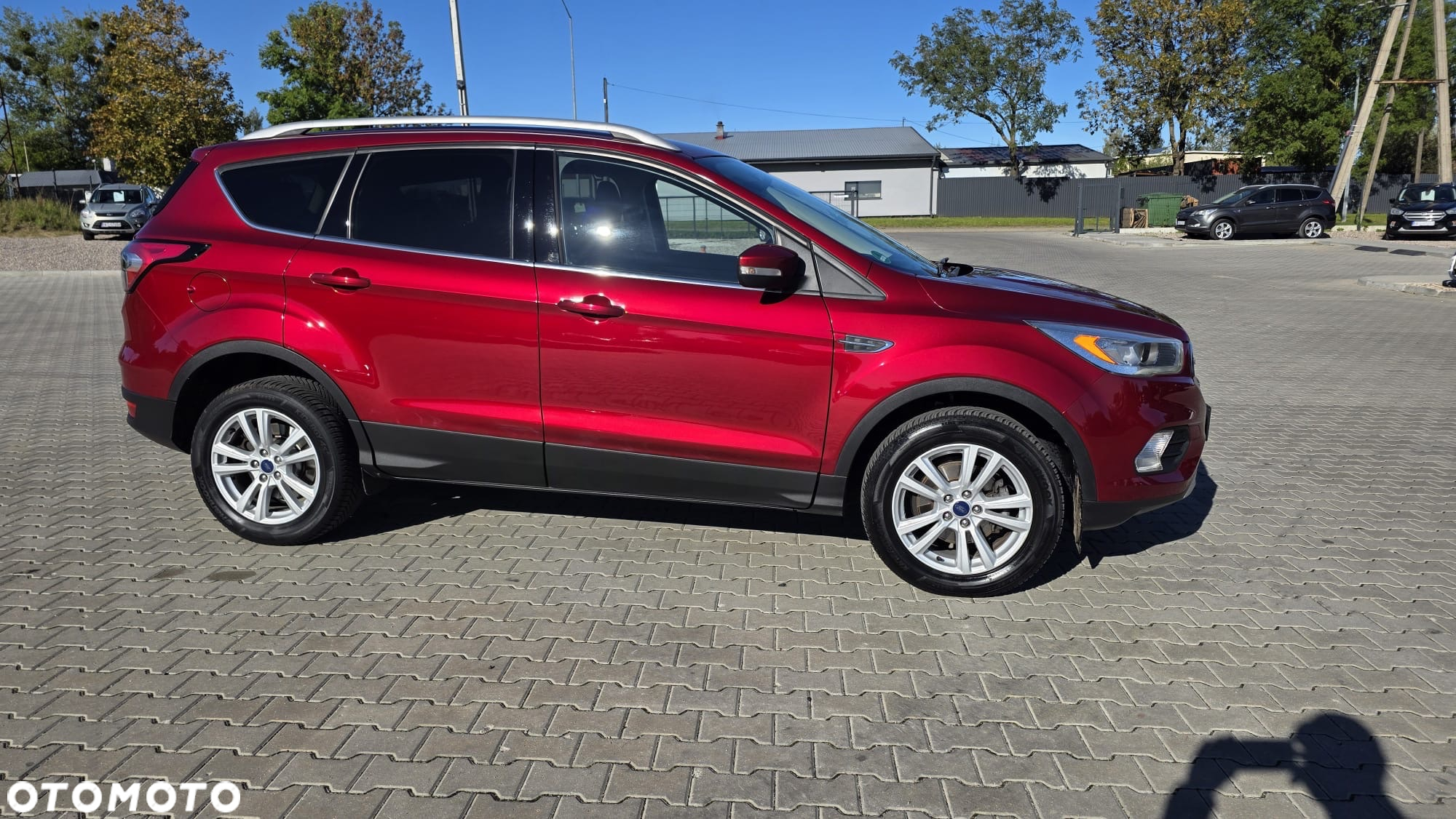 Ford Kuga 1.5 EcoBoost 2x4 Cool & Connect - 4