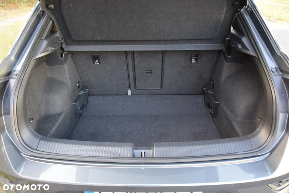 Volkswagen T-Roc 1.5 TSI ACT Premium - 28