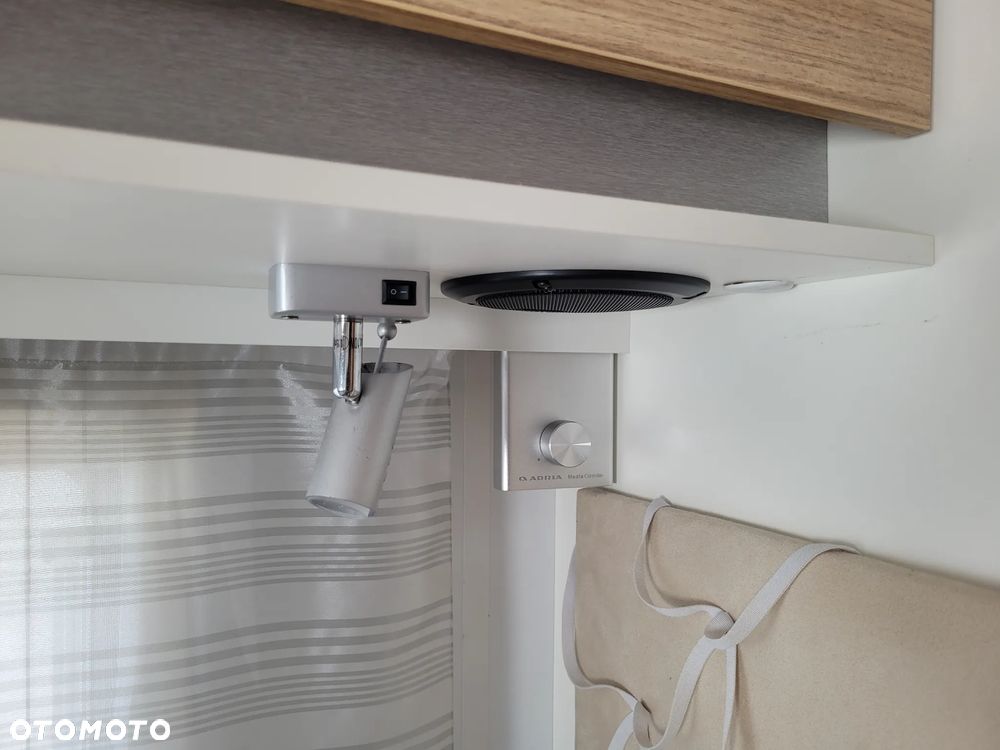 Adria Altea 402PH,  klimatyzacja - 9