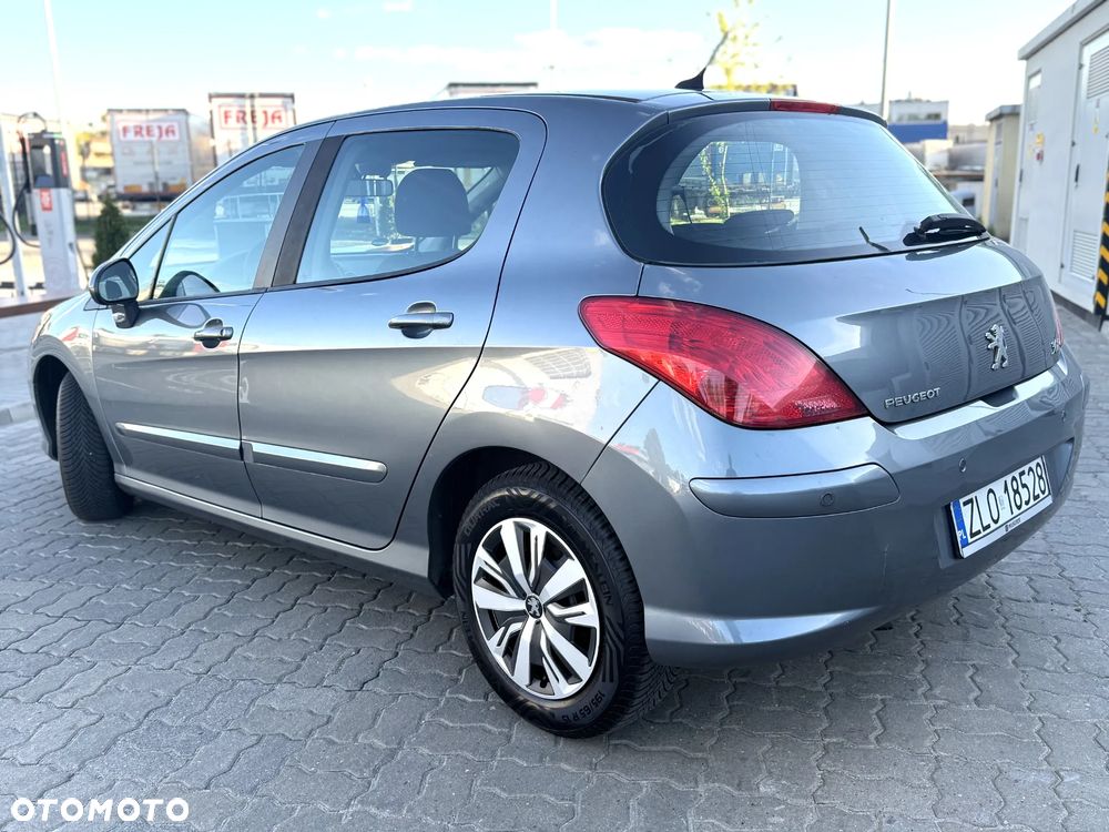 Peugeot 308 - 2