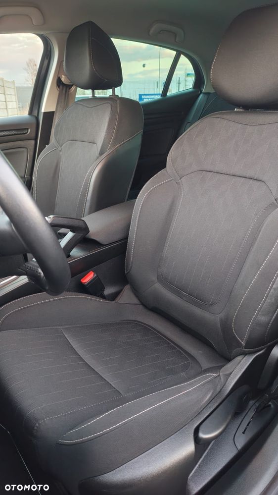 Renault Megane 1.6 SCe Limited - 6