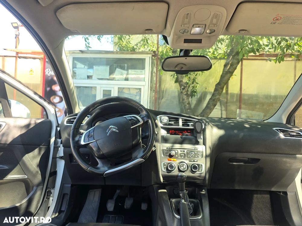 Citroën C4 HDi 90 Attraction - 5