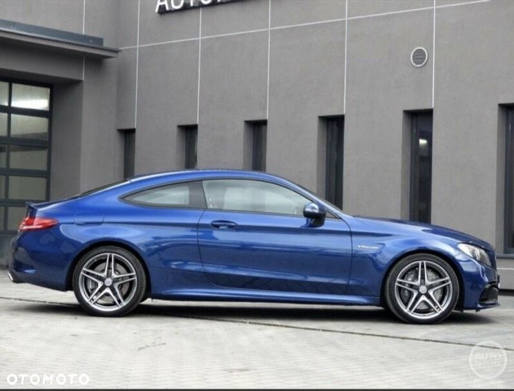 Mercedes-Benz Klasa C AMG 63 AMG Speedshift 7G-MCT - 9