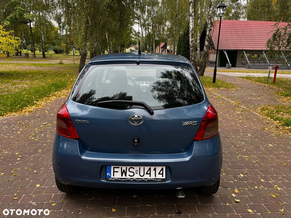 Toyota Yaris - 6