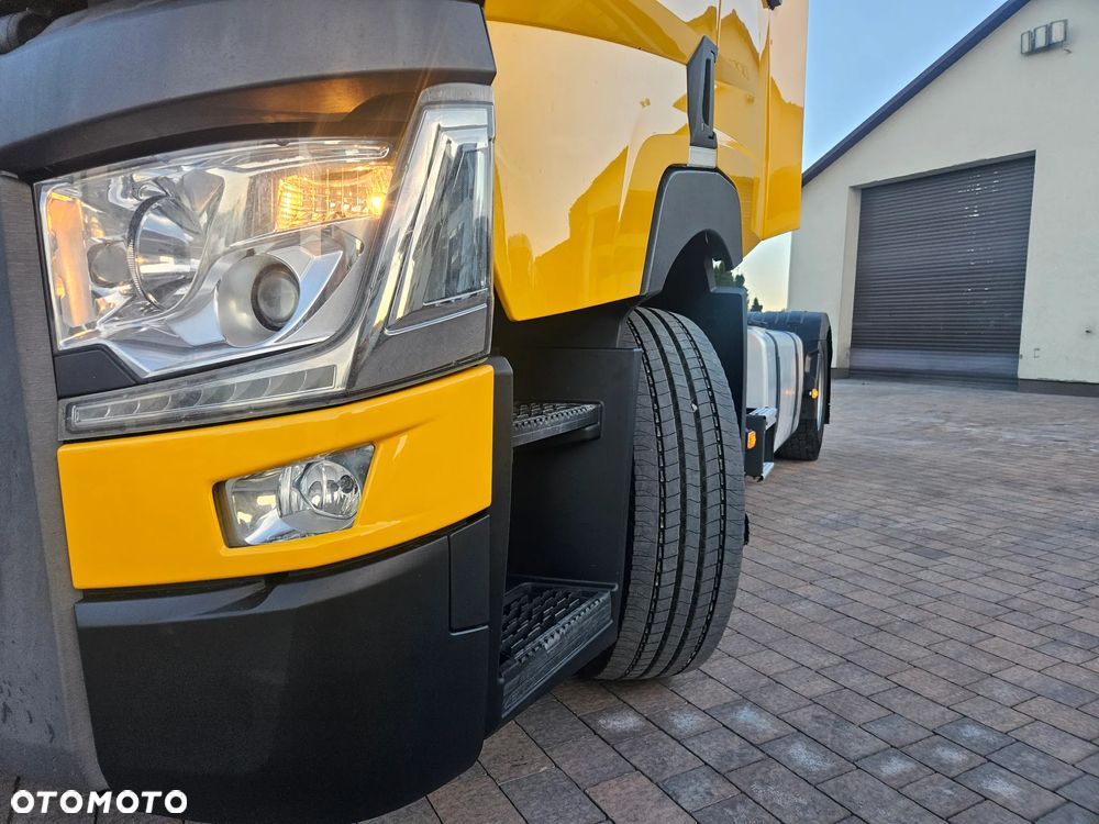 Renault T 460 - 8