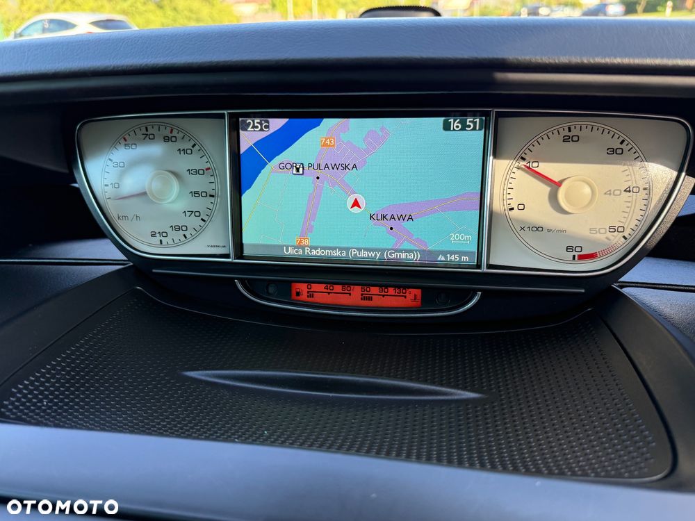 Peugeot 807 HDi 160 Allure - 14