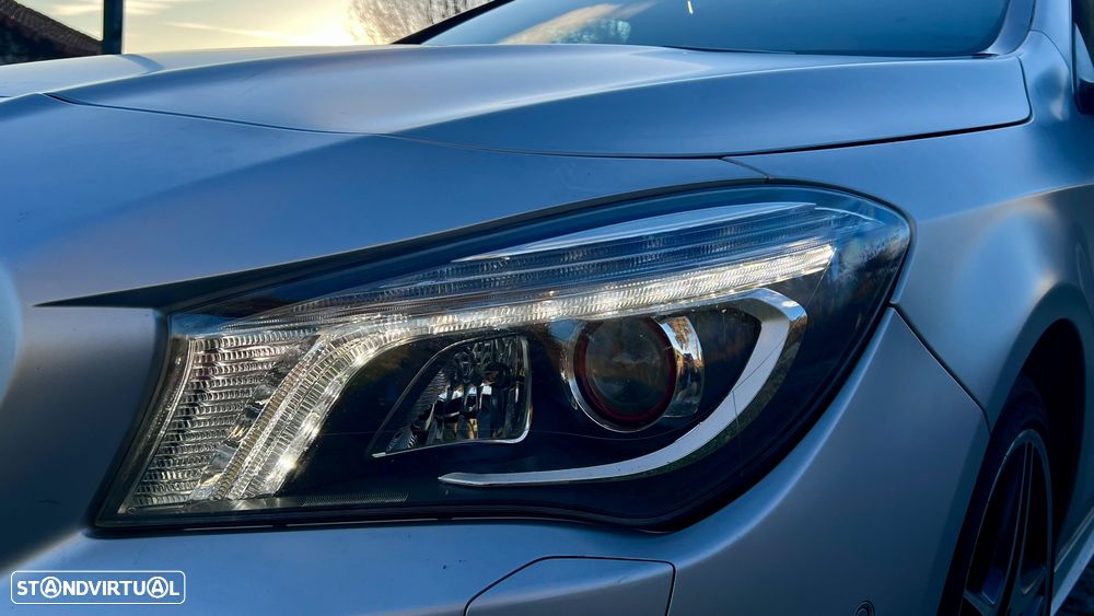 Mercedes-Benz CLA 220 Shooting Brake (CDI) d 7G-DCT AMG Line - 7