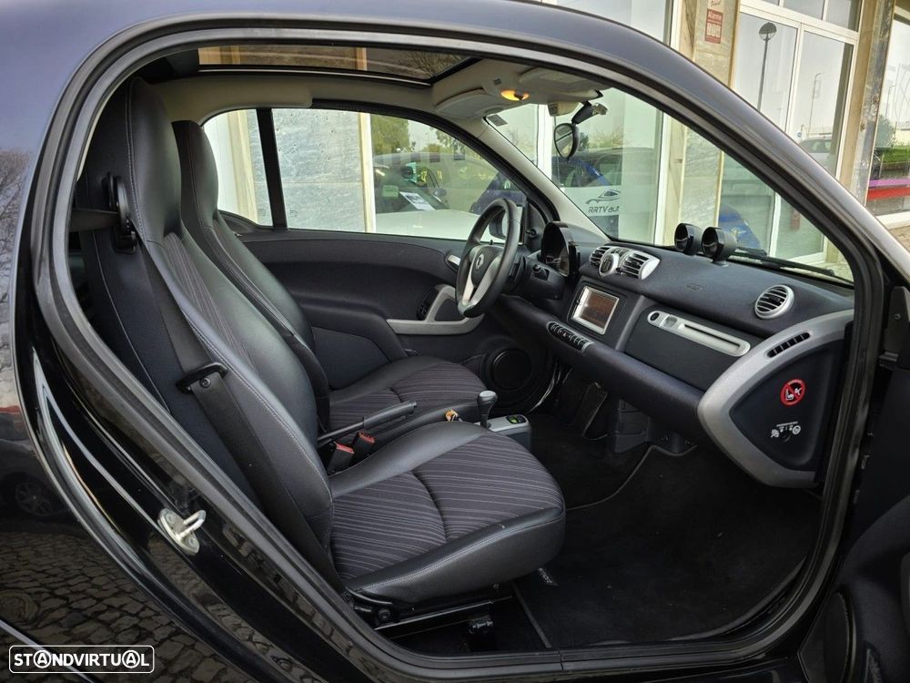 Smart ForTwo Coupé 1.0 mhd Passion 71 - 14