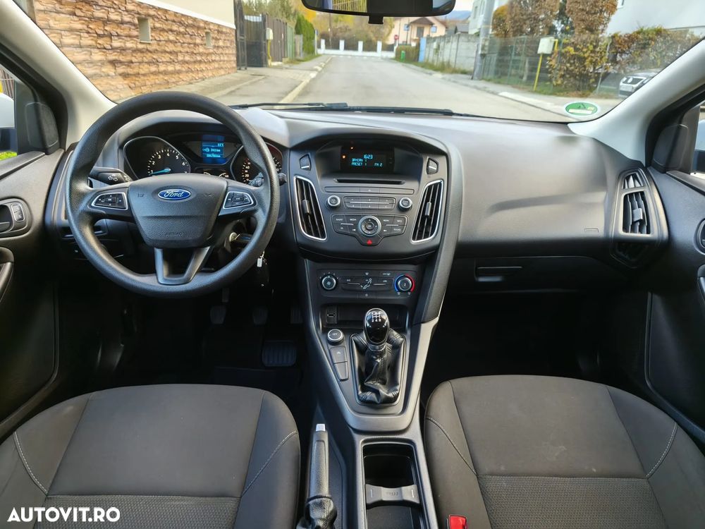 Ford Focus 1.0 EcoBoost Connected - 17
