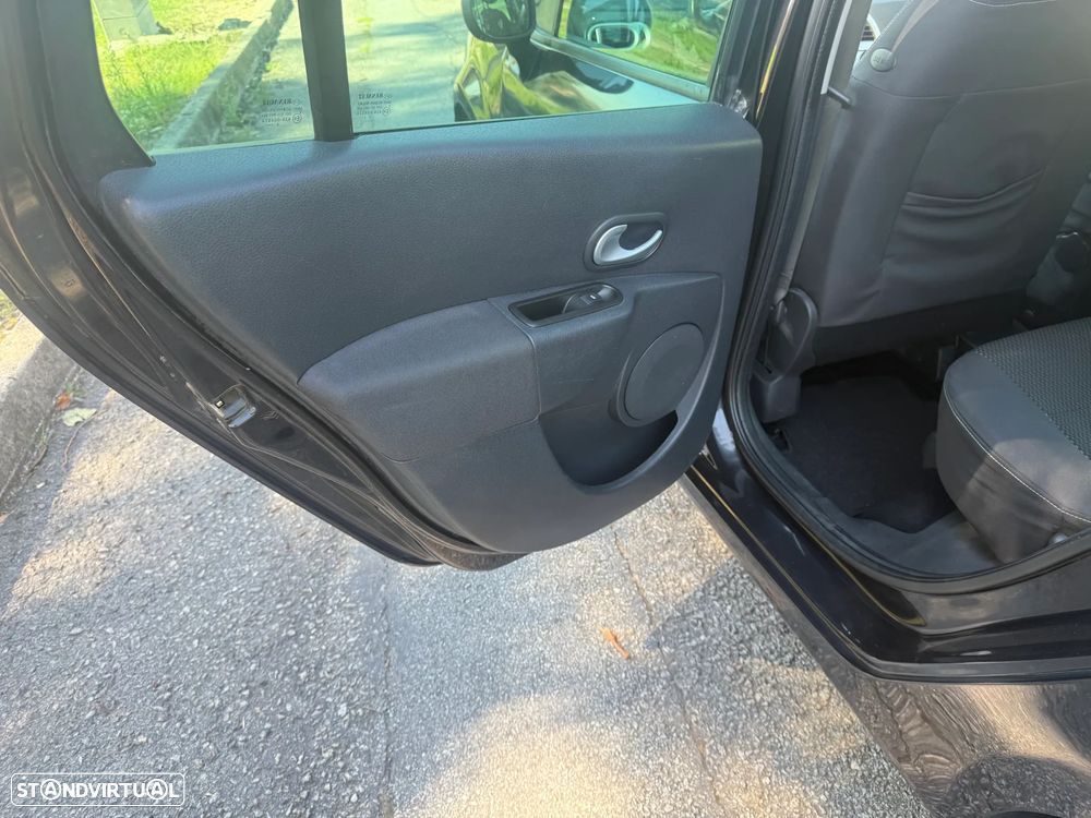 Renault Grand Modus 1.5 dCi Dynamique S - 11