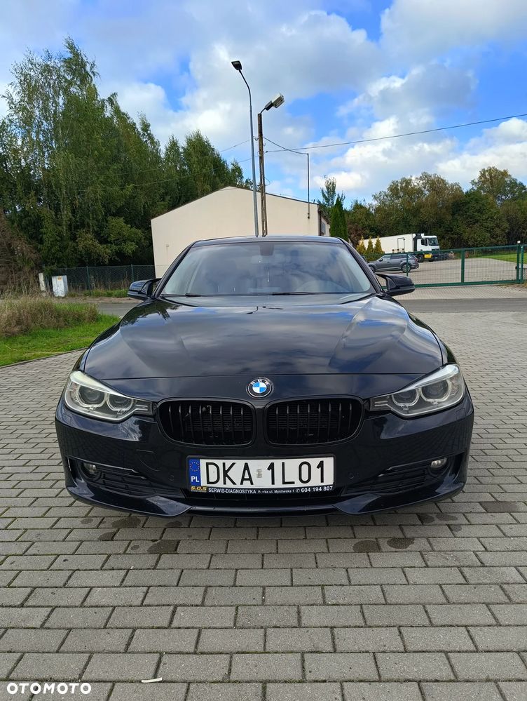 BMW Seria 3 318d Modern Line - 4