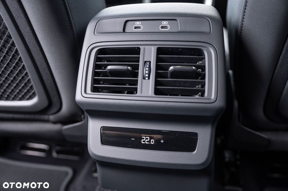 Audi Q5 Sportback - 19