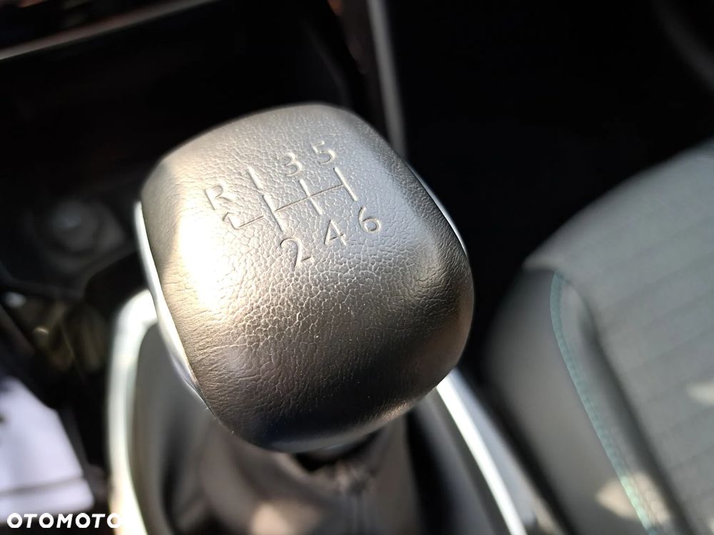 Peugeot 208 1.2 PureTech Allure S&S - 23