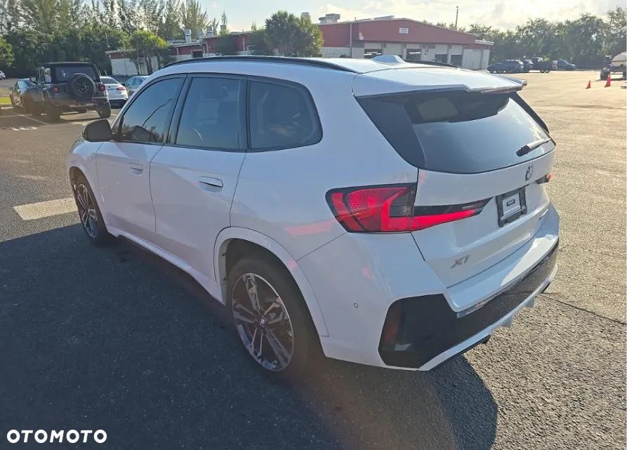 BMW X1 - 5