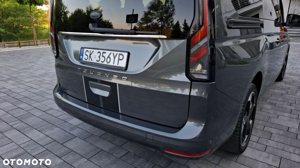 Ford Tourneo Connect - 13