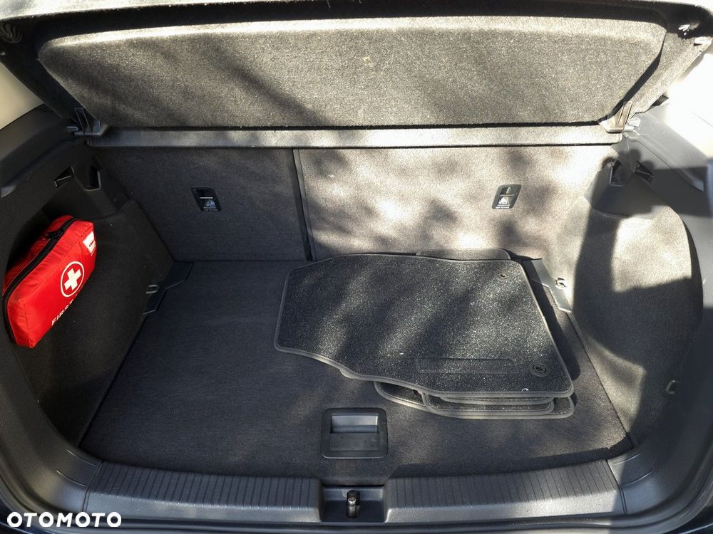 Volkswagen T-Cross 1.0 TSI United - 34