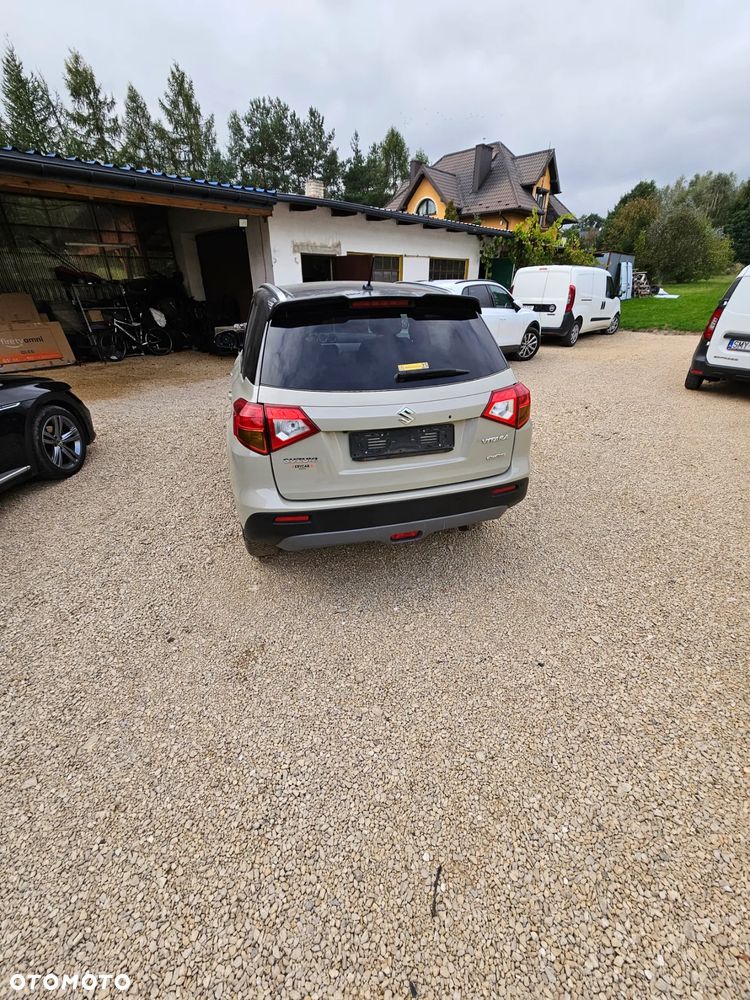 Suzuki Vitara 1.6 DDiS (4x4) Allgrip TCSS Comfort+ - 9