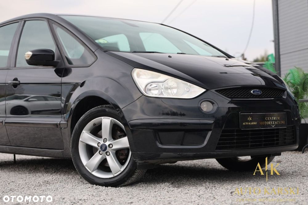 Ford S-Max - 14