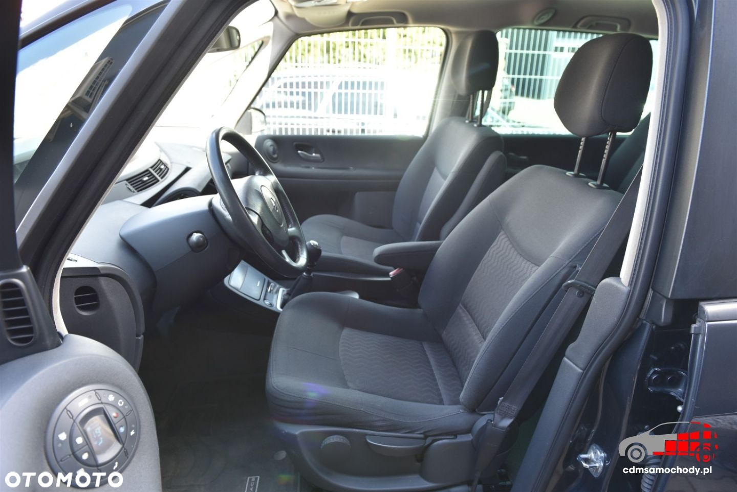 Renault Espace 2.0T Dynamique - 13