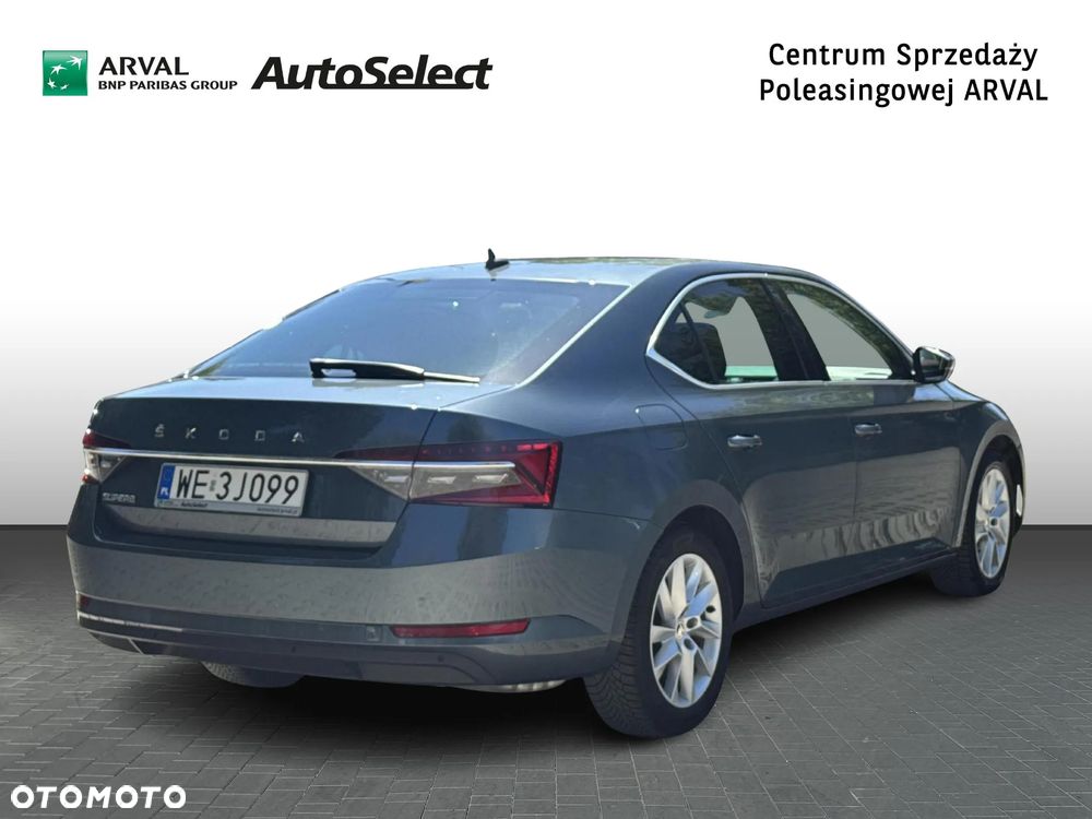 Skoda Superb 2.0 TSI Ambition DSG - 6