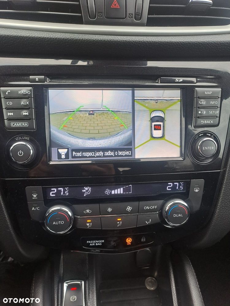 Nissan Qashqai 1.6 dCi 4 x 4 DPF tekna - 17