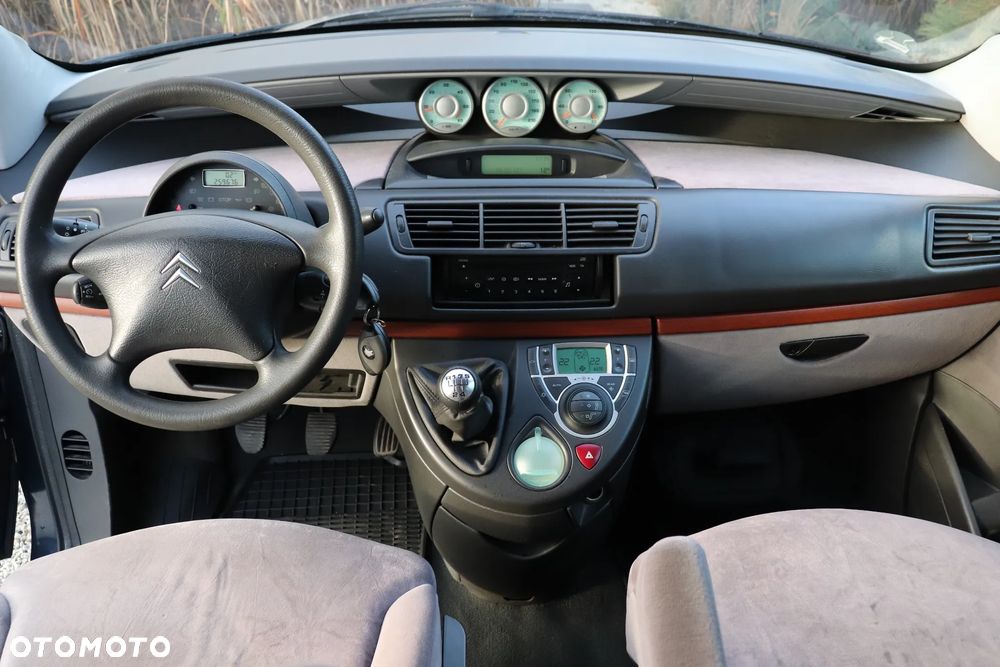 Citroën C8 2.2 HDi Confort - 8