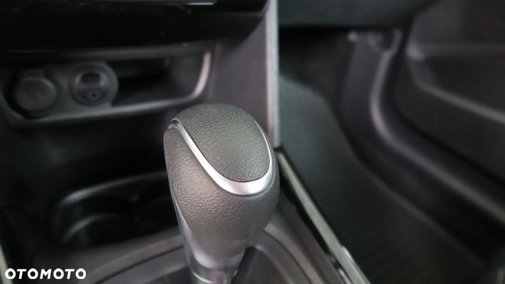 Peugeot 2008 1.2 Pure Tech Style S&S EAT6 - 24