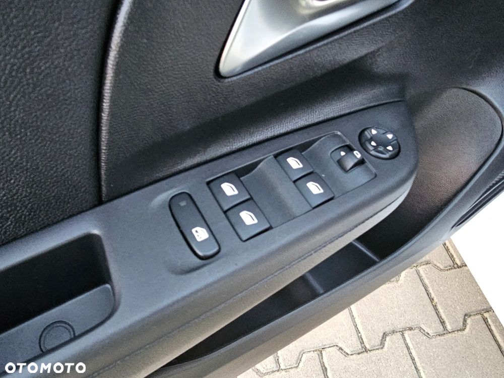 Opel Corsa 1.2 Start/Stop Elegance - 17