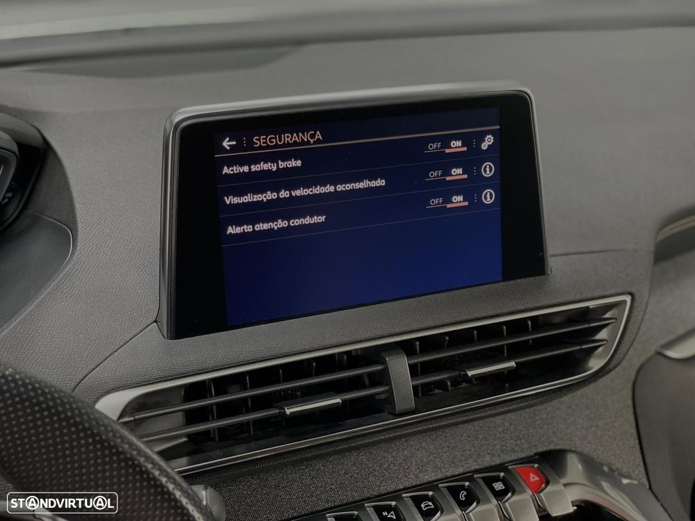 Peugeot 3008 1.6 PureTech GT EAT8 - 16