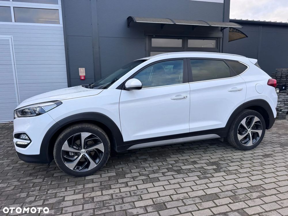 Hyundai Tucson blue 1.7 CRDi 2WD DCT Premium - 23