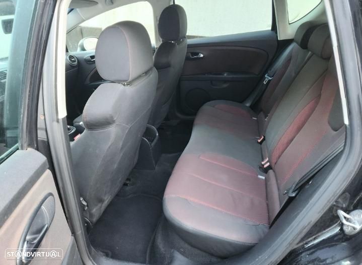 SEAT Leon 1.9 TDI Stylance DSG - 4