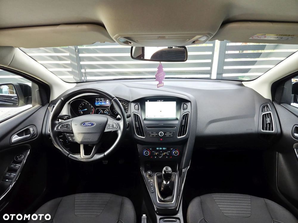 Ford Focus - 22